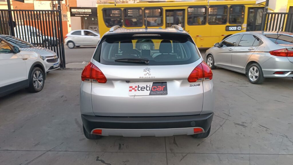 Peugeot 2008 1.6 Allure Automático